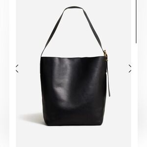 Madewell Essential Bucket Tote